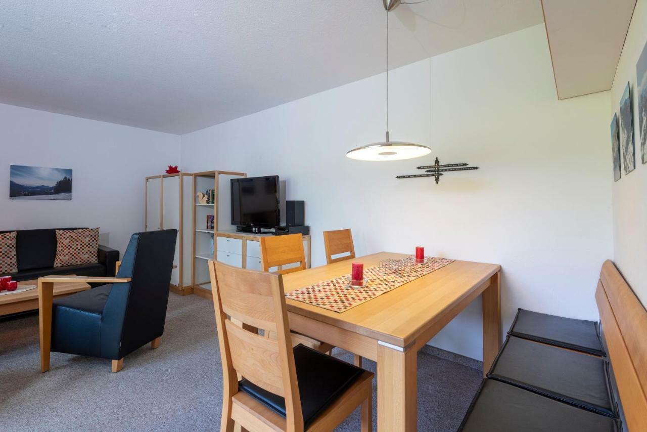 Zuhause In Den Alpen Ihre Ferienwohnung Mit Hallenbad Und Sauna Lenzerheide Exterior photo